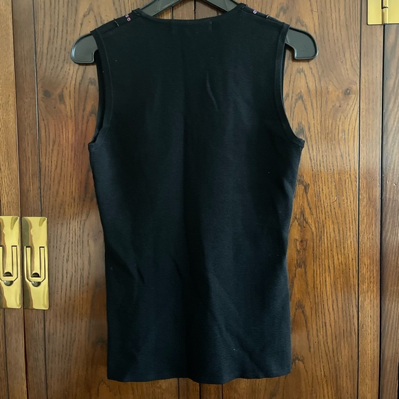 BLACK TOP - Picture 2 of 3